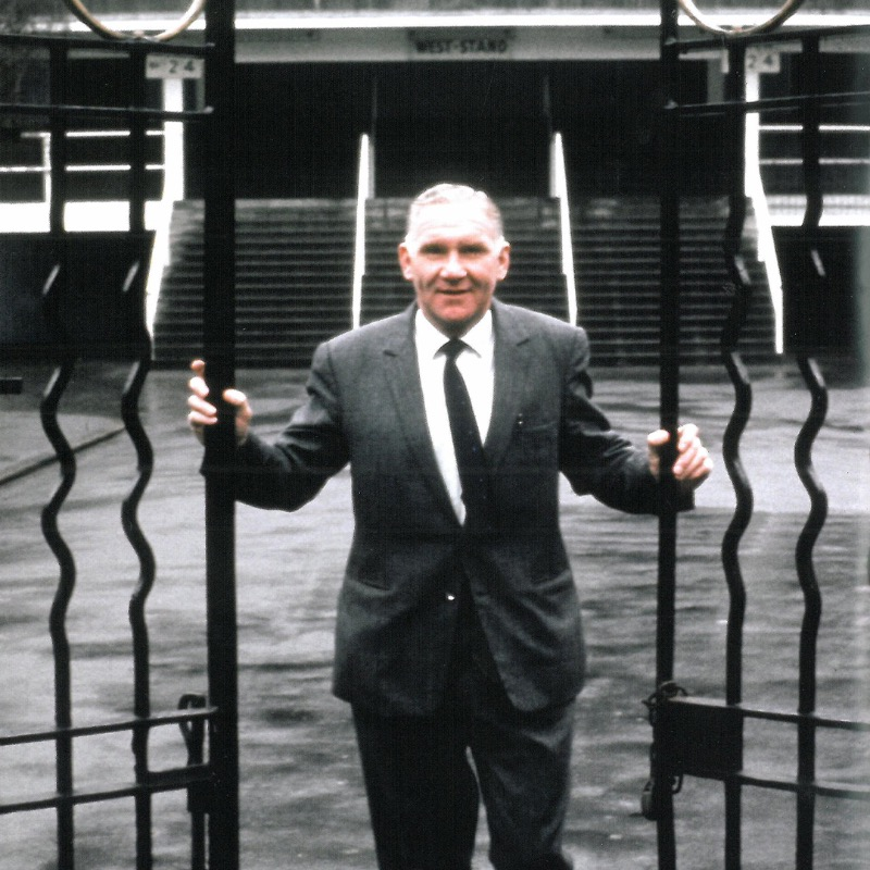 开云官网-历史的传承！热刺官方：“比尔·尼科尔森铁门”新赛季重将回主场